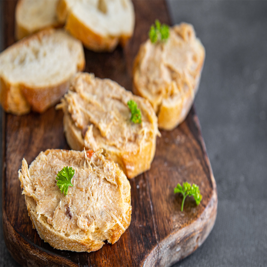 VALETTE Les Rillettes de Porc aux Petits Raisins et Piment du Périgord 90g Jar (621135VA 10) Image
